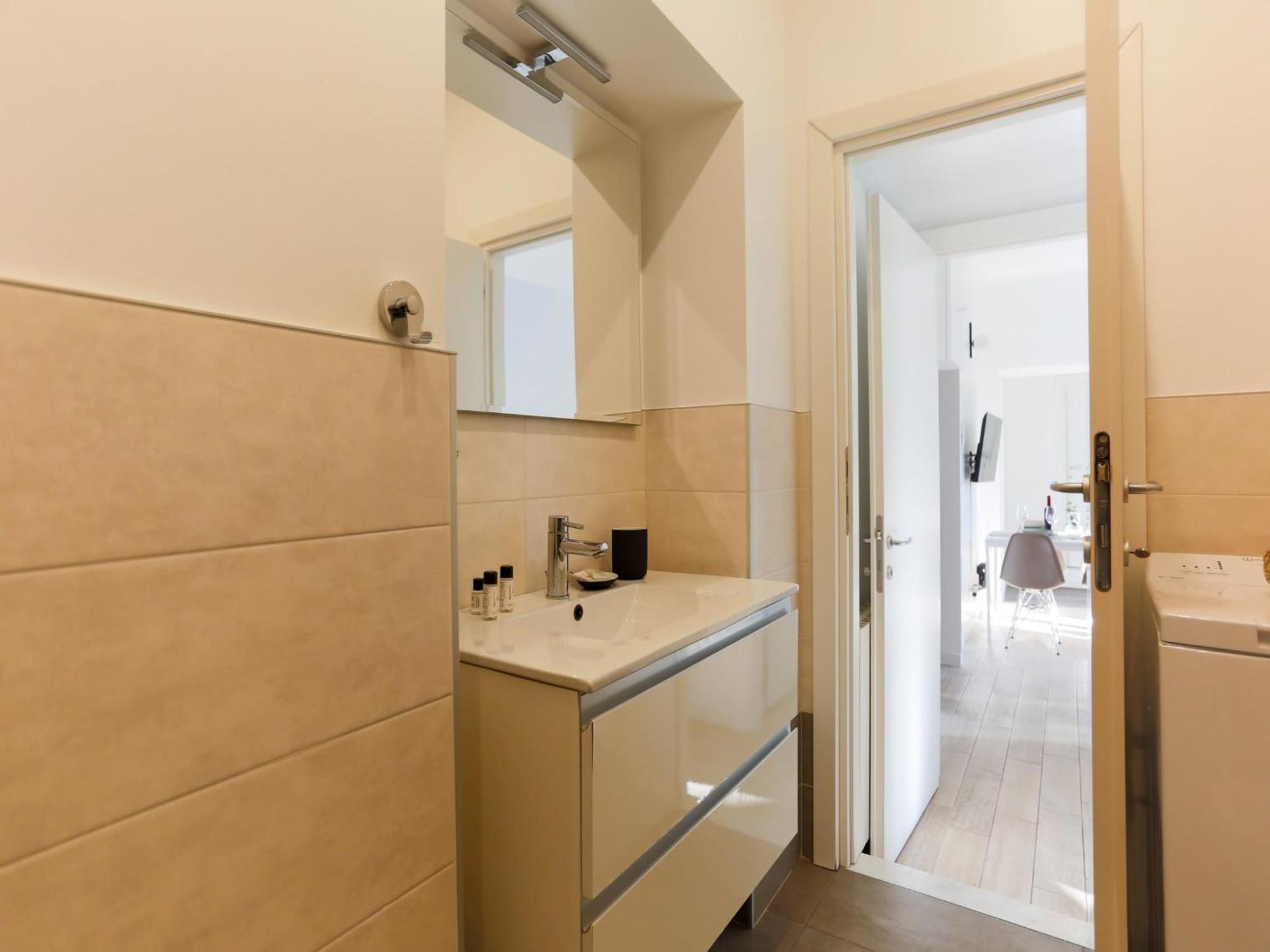 The Best Rent - Spacious Two Bedrooms Apartment Near Porta Romana Милано Екстериор снимка